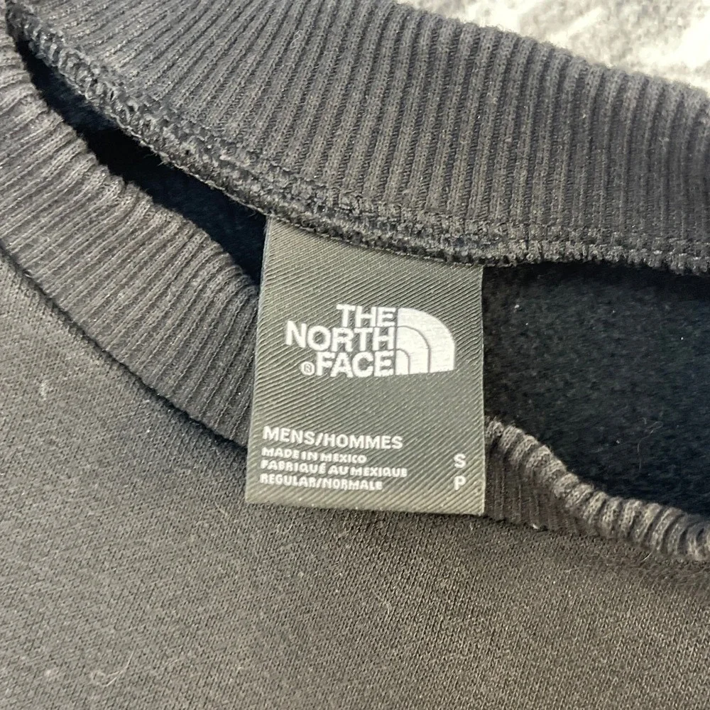 The‎ North Face Small Black Gold Logo Sweatshirt Gorpcore Heritage Crewneck